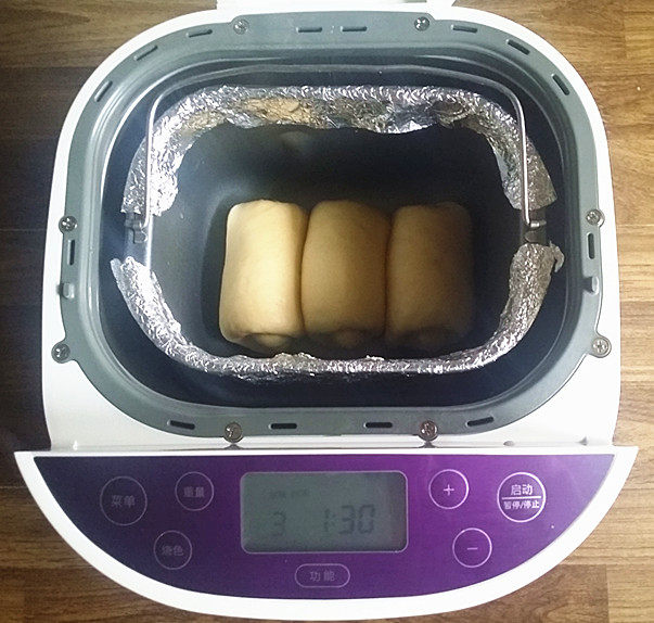 蛋黄面包