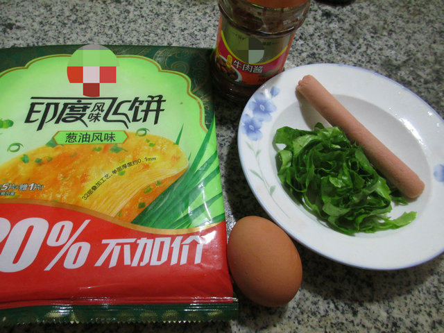 火腿肠鸡蛋飞饼卷