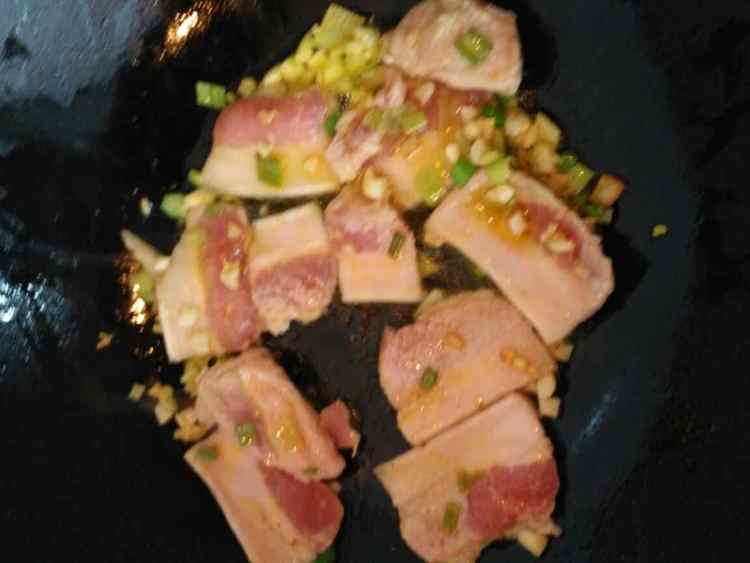 酸菜五花肉