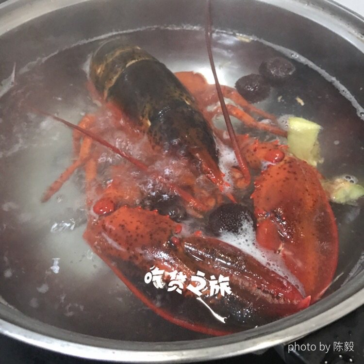 白灼大龙虾