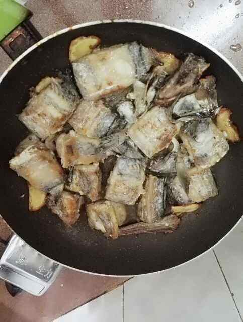 香煎带鱼