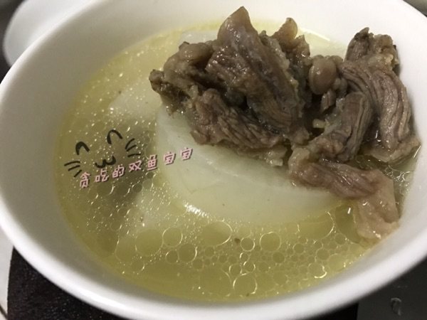 白萝卜牛碎肉汤