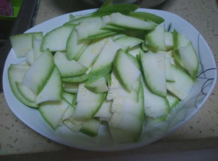 西葫芦香菇炒肉
