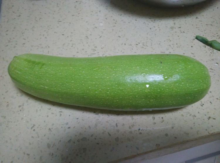 西葫芦香菇炒肉