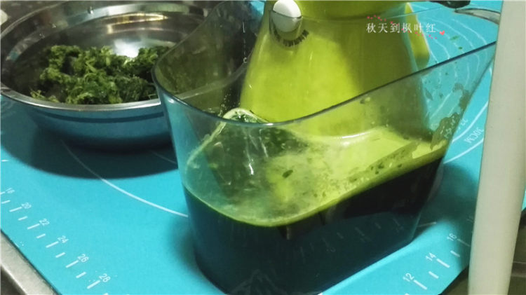 菠菜鲜肉清汤馄饨