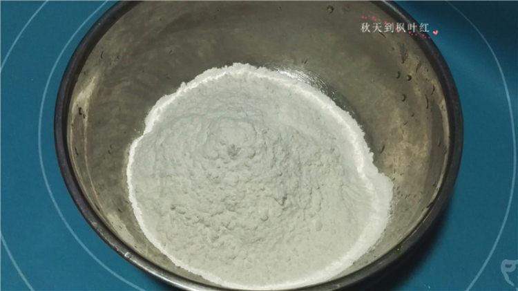 菠菜鲜肉清汤馄饨