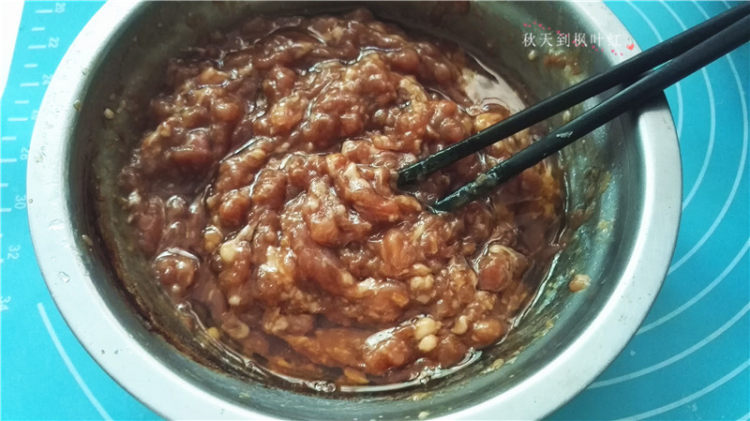 菠菜鲜肉清汤馄饨