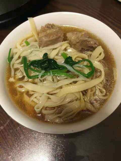 西红柿牛肉面