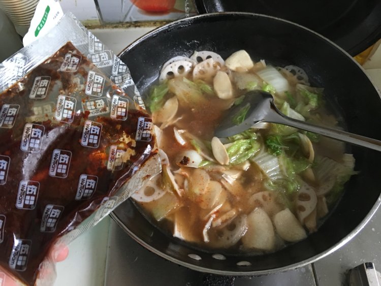 白菜烧土豆丸子