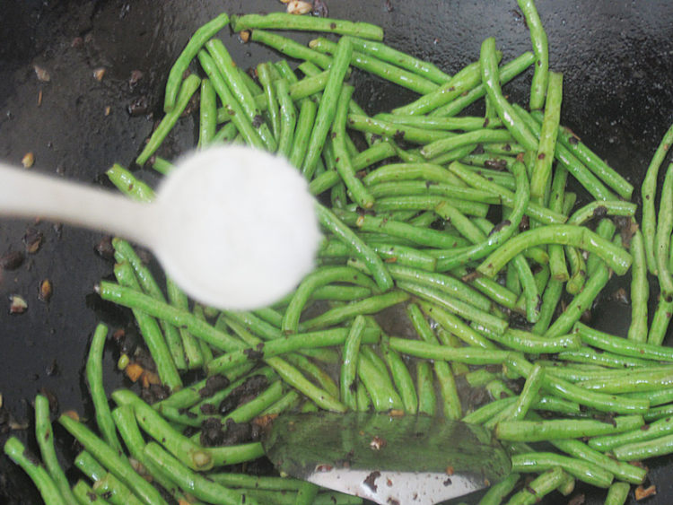 豆豉鲮鱼炒豆角