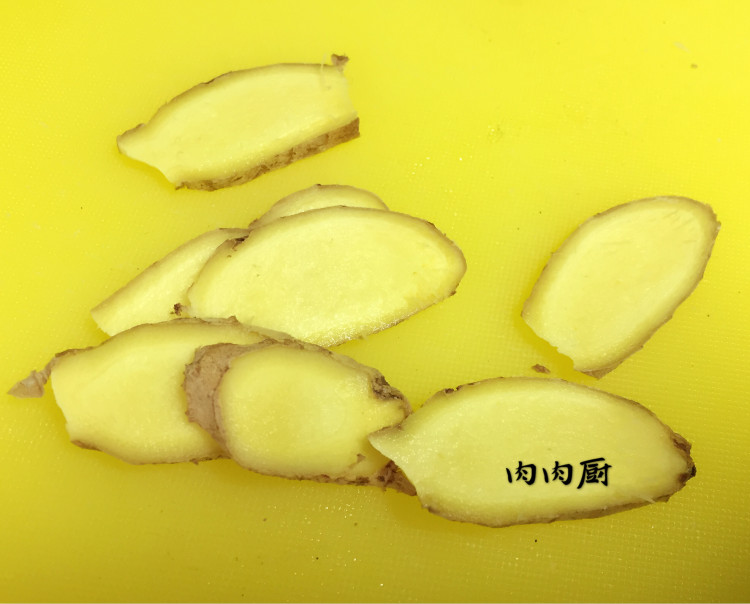 花生焖猪蹄