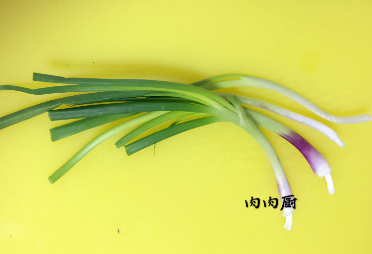 花生焖猪蹄