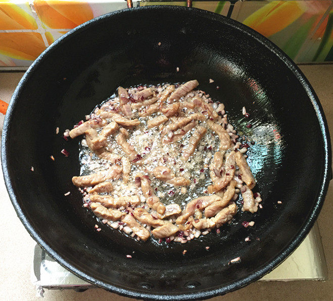 香菇酱牛排炒意粉