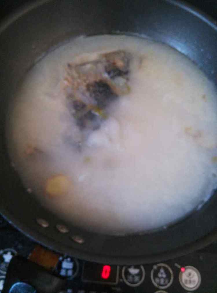 鲫鱼汤