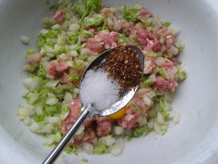 白菜猪肉饺