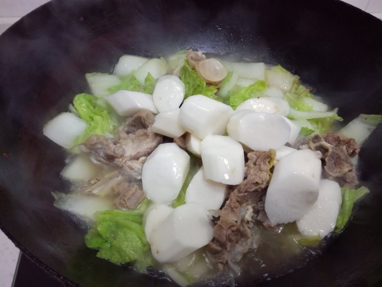 羊骨白菜炖山药