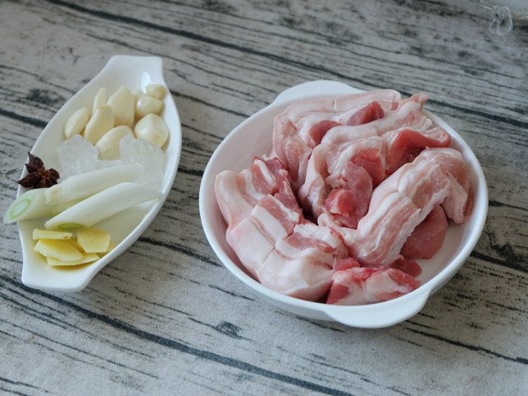 秘制红烧肉
