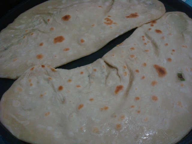 鸡蛋香肠手抓饼