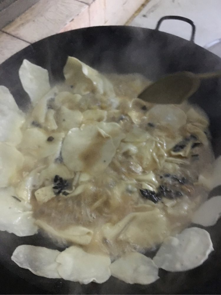 地锅鸡