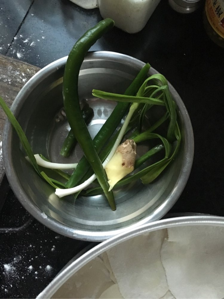 地锅鸡
