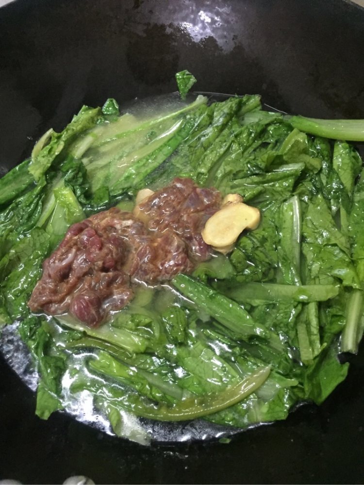 油麦菜牛肉汤