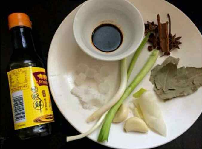 卤鸡爪