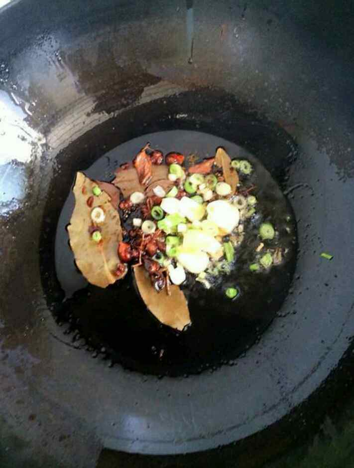 卤鸡爪