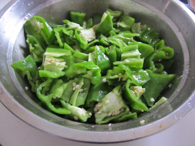 青椒豆干炒肉