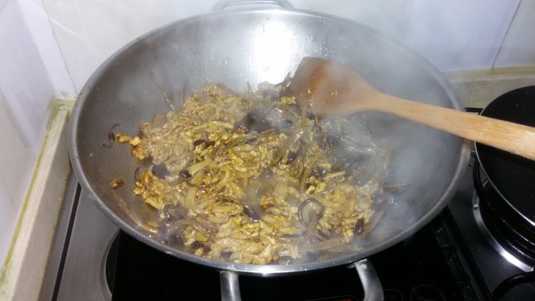 茶树菇炒肉丝