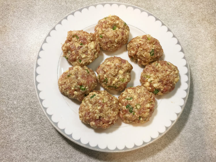 家常鸡蛋豆腐肉饼