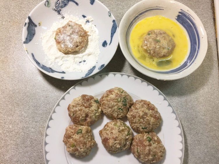 家常鸡蛋豆腐肉饼