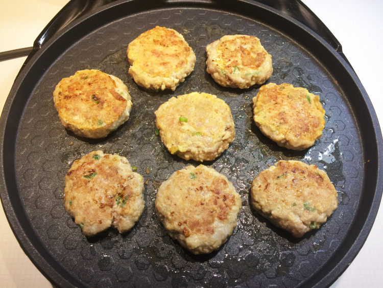 家常鸡蛋豆腐肉饼