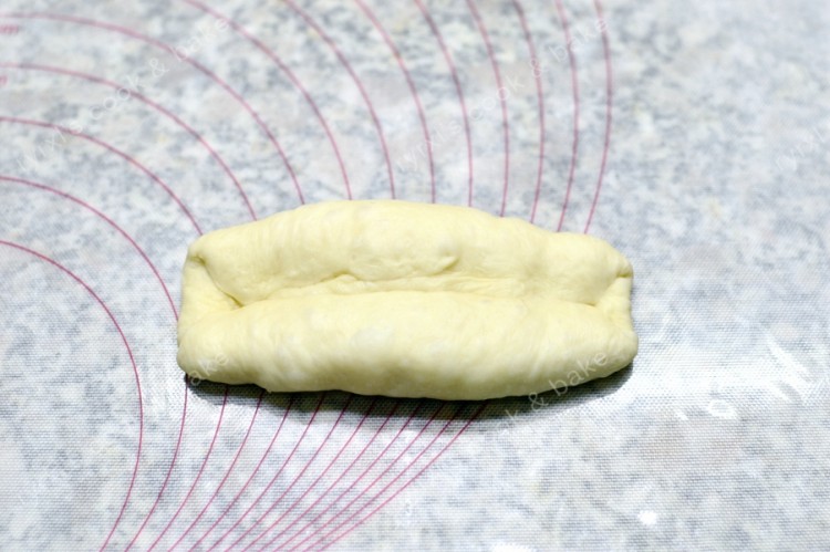 牛奶餐包