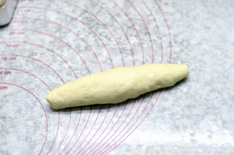 牛奶餐包
