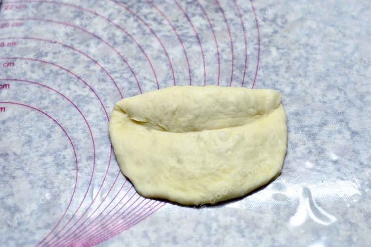 牛奶餐包