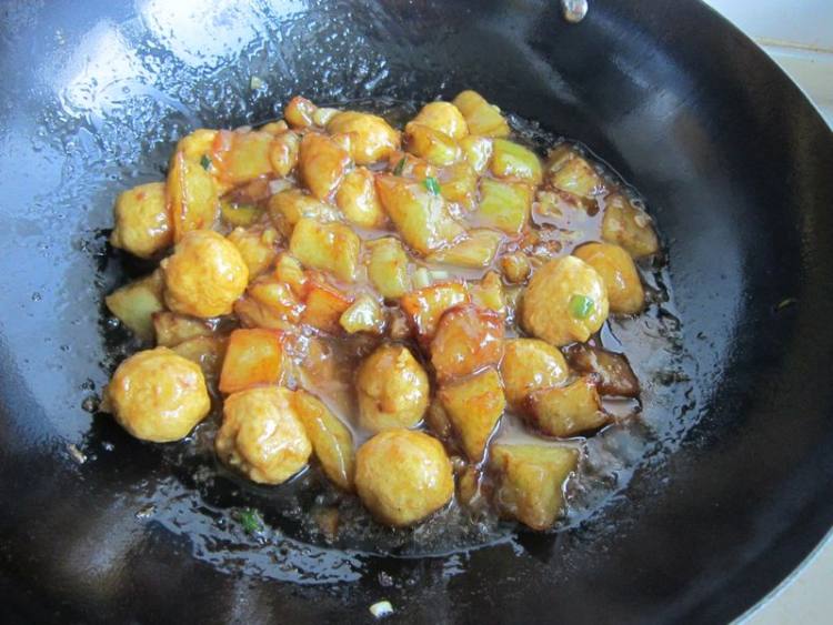 茄子烧肉丸