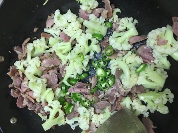 花菜炒腊肉