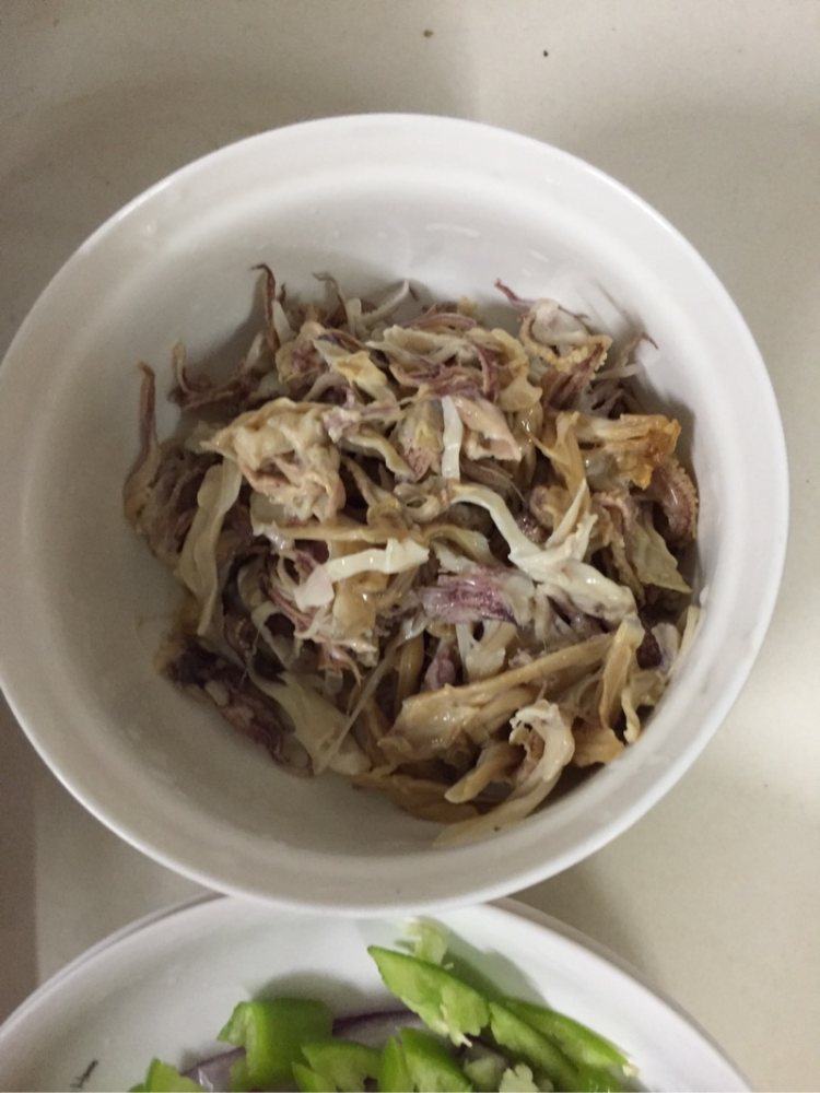 青椒洋葱炒鱿鱼须
