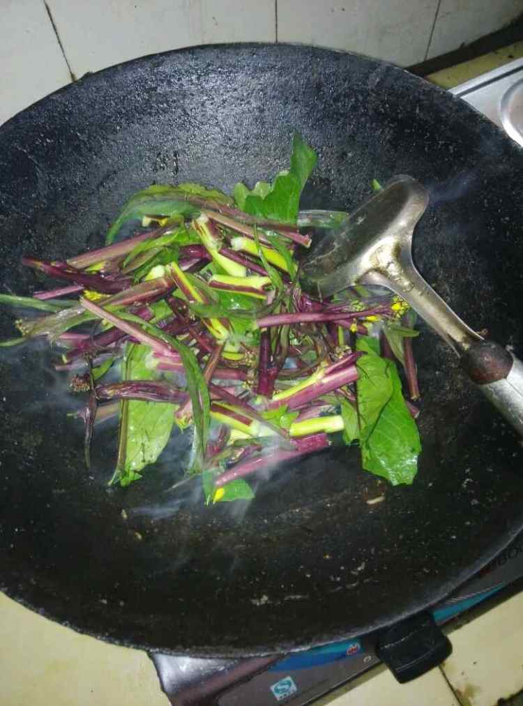 红菜苔炒腐竹