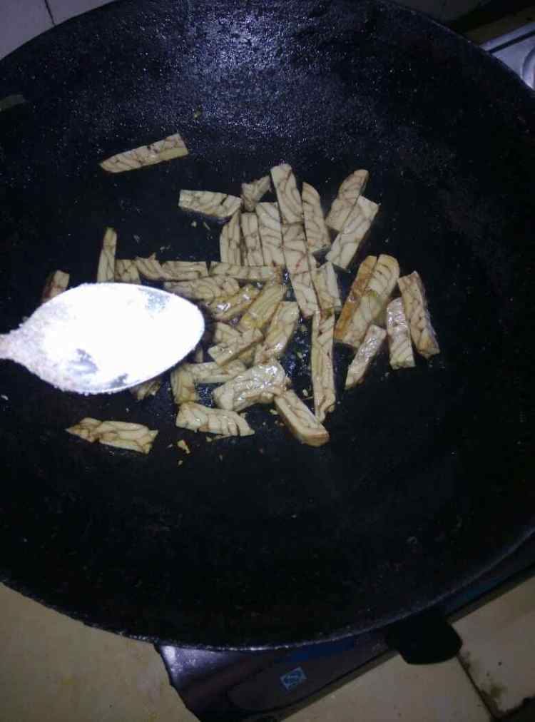蚝油香干