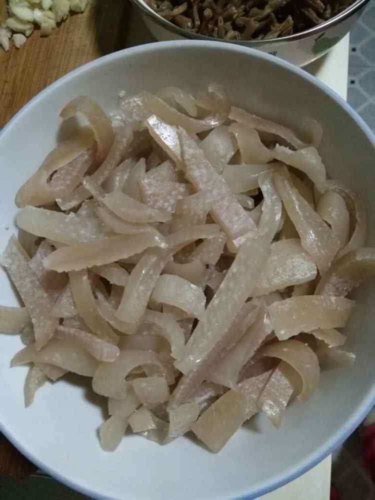 干豆角焖肉皮