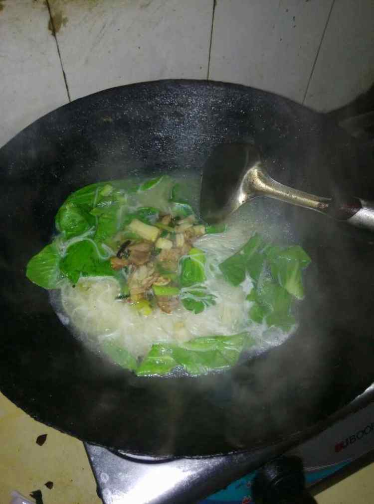 油麦菜牛肉面