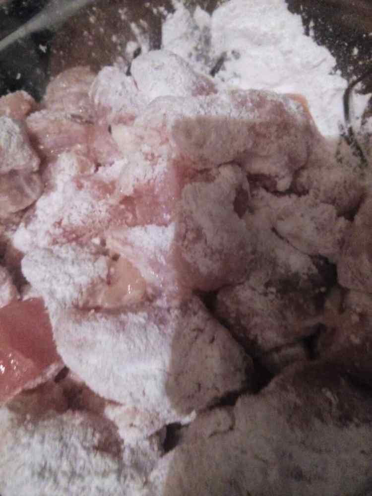 胡萝卜土豆煎鸡丁