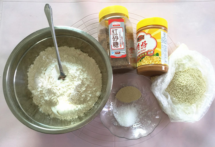 红糖麻酱烧饼