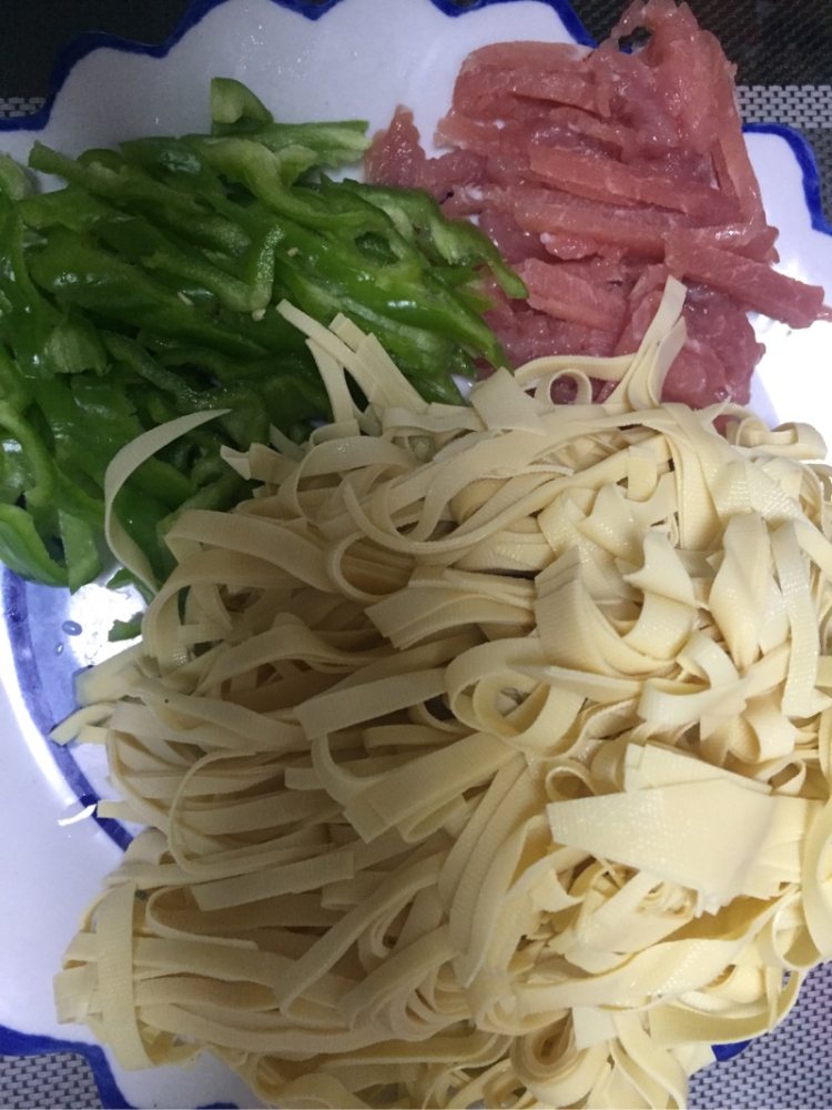 尖椒干豆腐