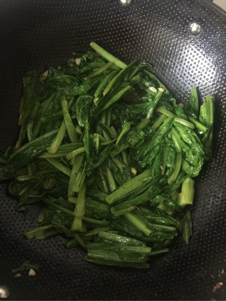 清炒油麦菜