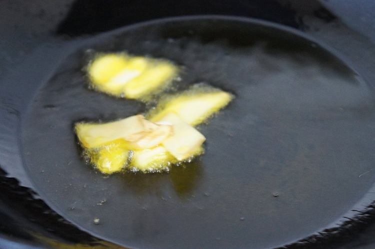 清炒油菜土豆片