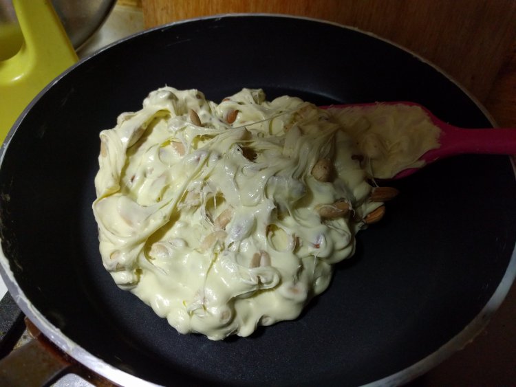 花生杏仁牛轧糖