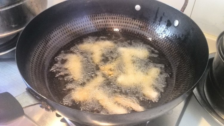 彩椒溜肉条