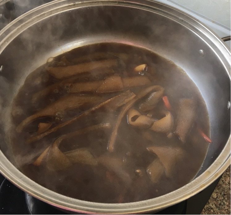 卤猪皮